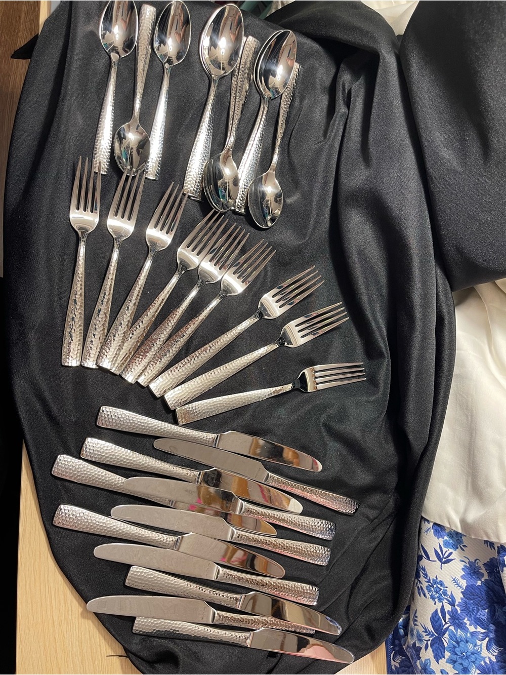 Hudson Essentials Hammered Stainless 18/10 quality, 30 piece cutlery set.